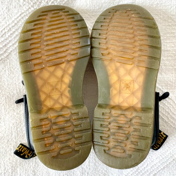 Dr. Martens Juniors Softy T Leather Boots Kids Size US2 UK1 EU33 - Picture 11 of 16